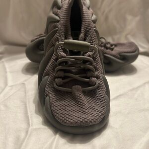 Yeezy Toddler slip on sneakers
